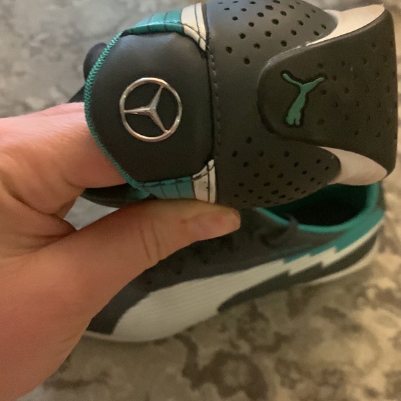 Mercedes Petronas Puma shoes - Picture 4 of 4